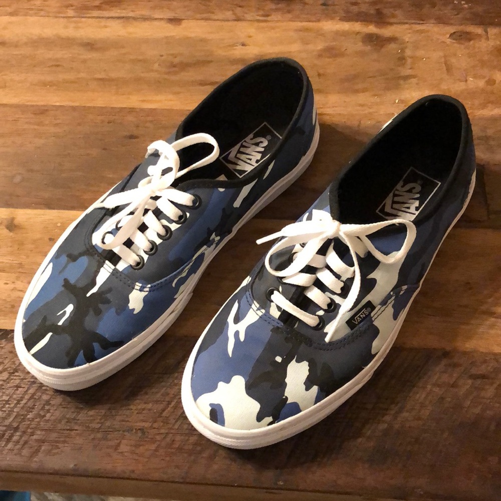 Sz9 men’s blue camo Vans